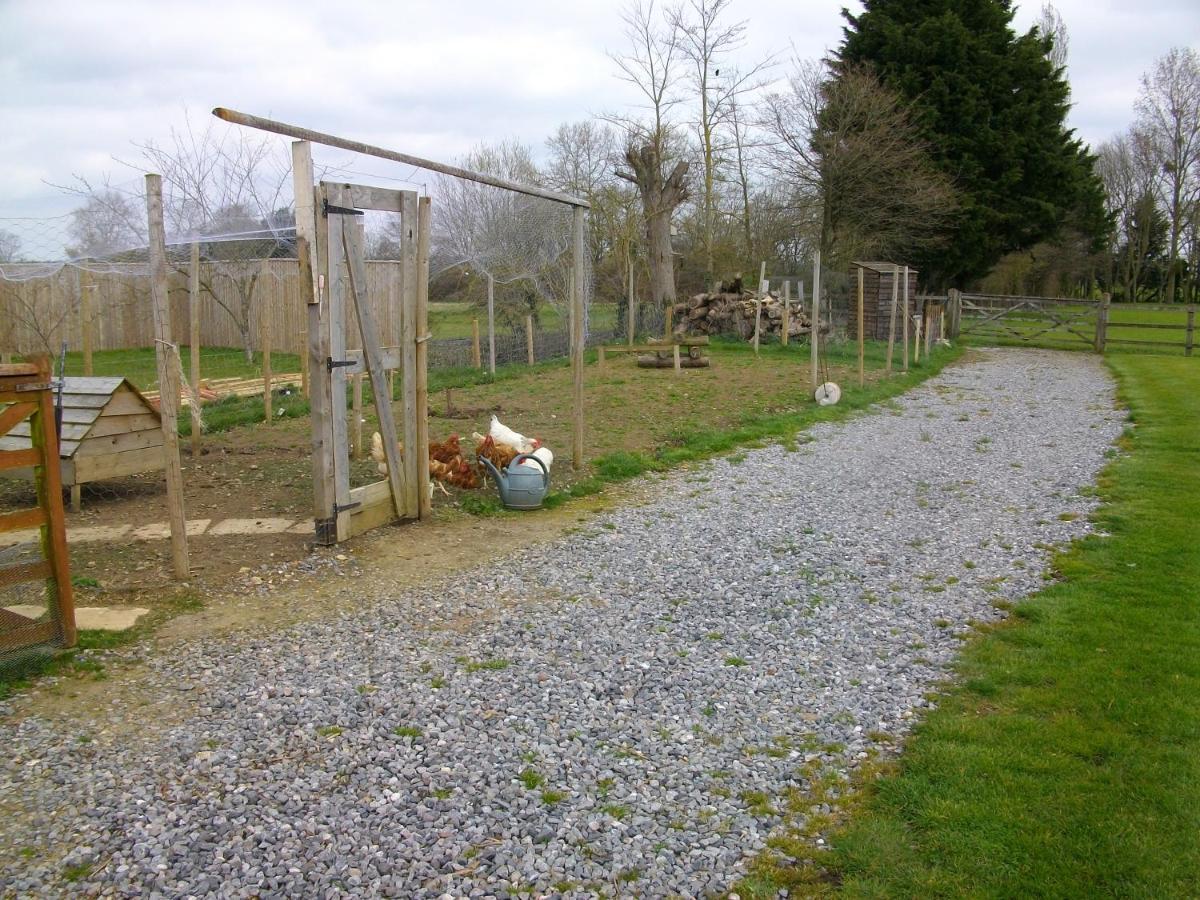 The Old Cowstall Somerton  Luaran gambar
