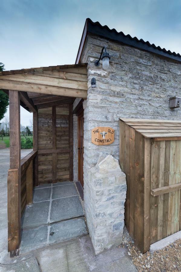 The Old Cowstall Somerton  Luaran gambar